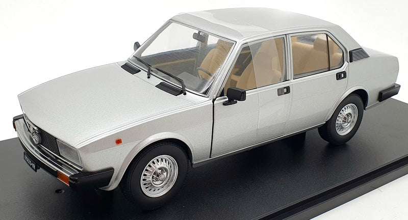 1/18 Mitica Die-cast Alfa Romeo Alfetta berlina 2000L 1978 argento