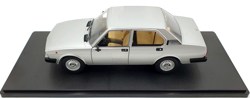 1/18 Mitica Die-cast Alfa Romeo Alfetta berlina 2000L 1978 argento