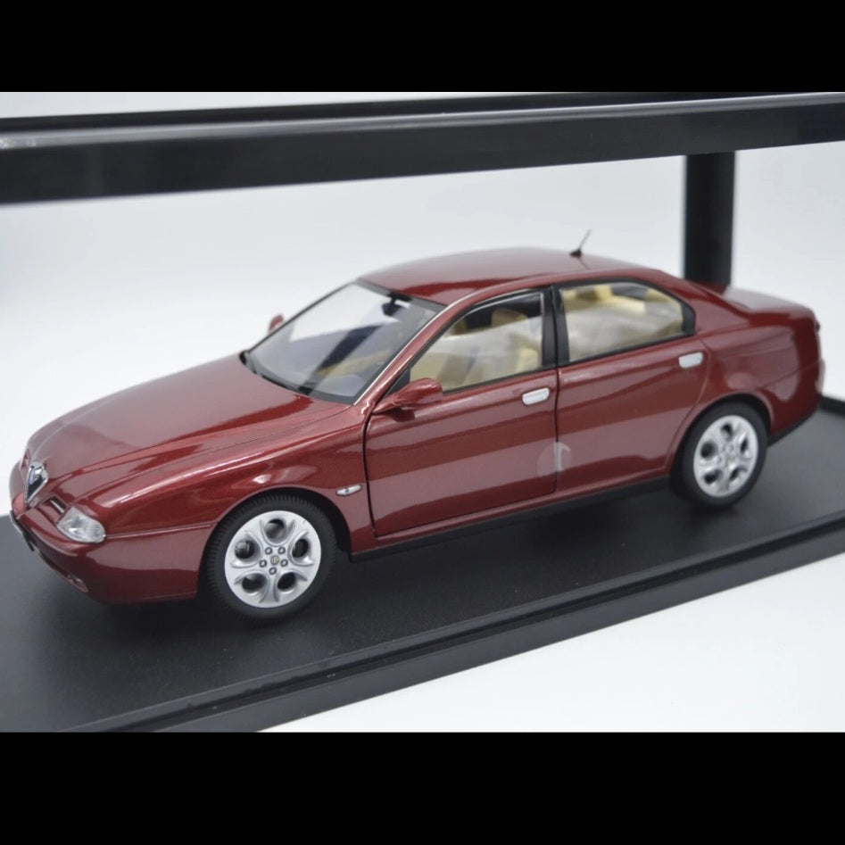 1/18 Mitica Die-cast Alfa Romeo 166 3.0 V6 1998 rosso proteo metal