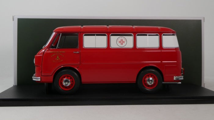 1/18 Mitica Die- cast Alfa Romeo F-12 Vigili del fuoco Ambulanza - Fire engine Ambulance 1968