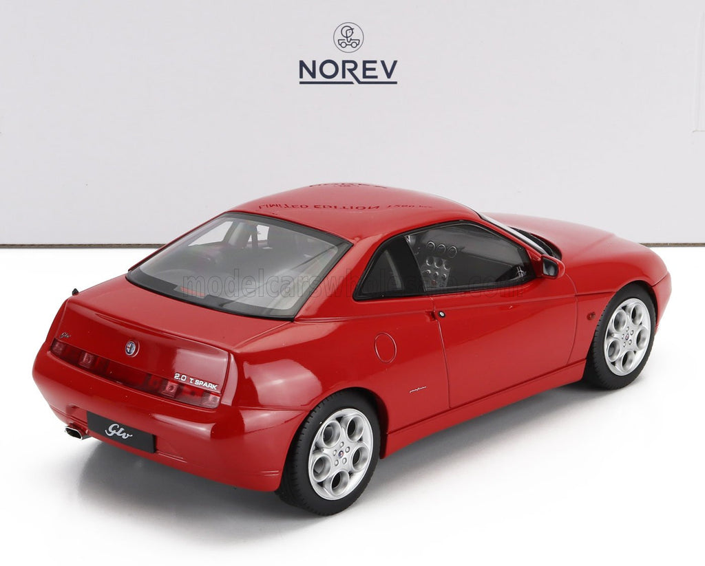 1/18 Norev - Alfa Romeo - GTV - 1999 - rossa - die-cast