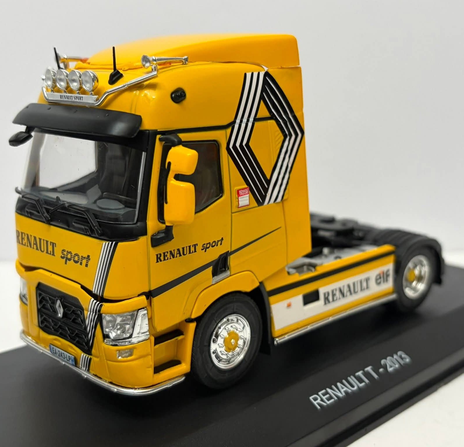 Camion Truck Tuning - Renault T High Renault Sport - 2013 - Modello in Scala 1:43 - Nuovo